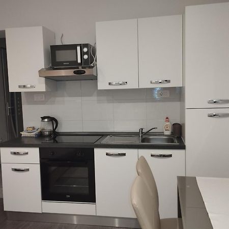 Apartament Apartman Adriatic 2 Kaštela Zewnętrze zdjęcie